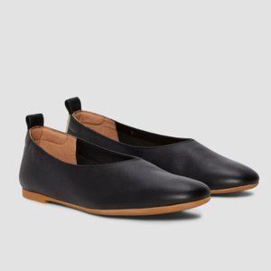 Everlane "The Day Glove" Flats in Black